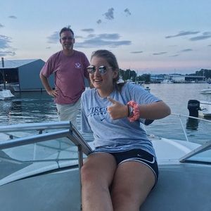 Meet your Posher, Georgia